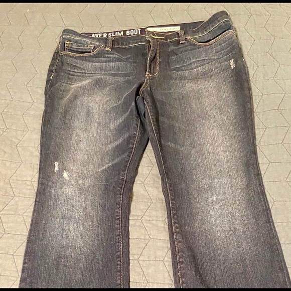 Bootcut is back!  DKNY SLIM BOOT JEANS Size 12 - Picture 2 of 7